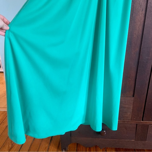 Vintage 1970s Full Length Gown With Sheer Capelet - Picture 3 of 12